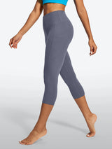 IUGA FlexTight Capris With Pockets Squat Proof | Affordable Yoga Leggings & Activewear by IUGA