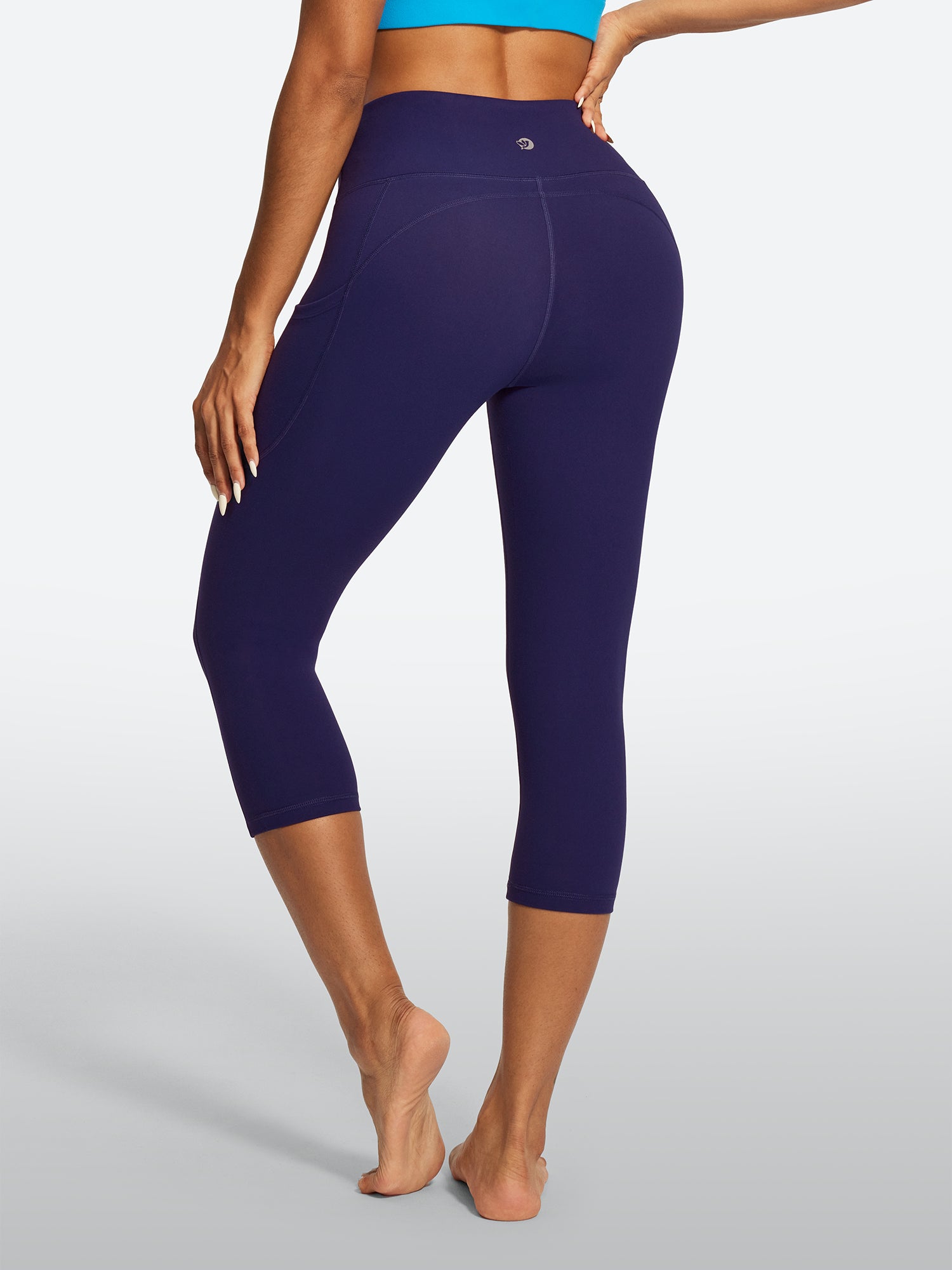 IUGA FlexTight Capris With Pockets Squat Proof | Affordable Yoga Leggings & Activewear by IUGA