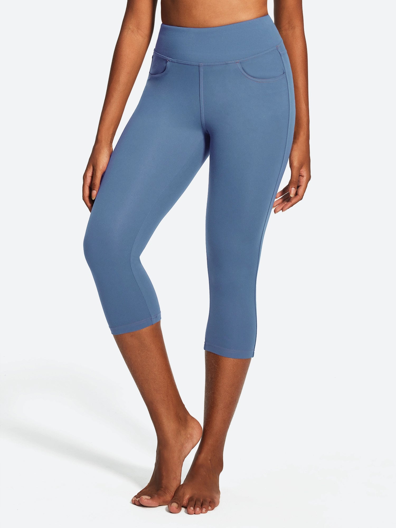 IUGA FlexTight High Waist Denim-Look Capris With Pockets | Affordable Yoga Leggings & Activewear by IUGA