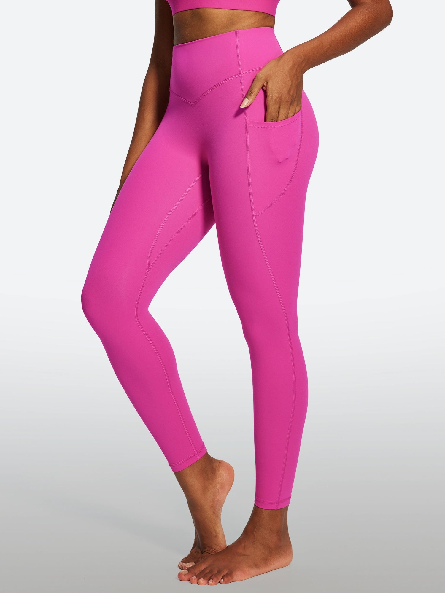 IUGA PowerTight Sandwich Scrunch Butt Lifting No Front Seam Compression Leggings With Pockets | Affordable Yoga Leggings & Activewear by IUGA