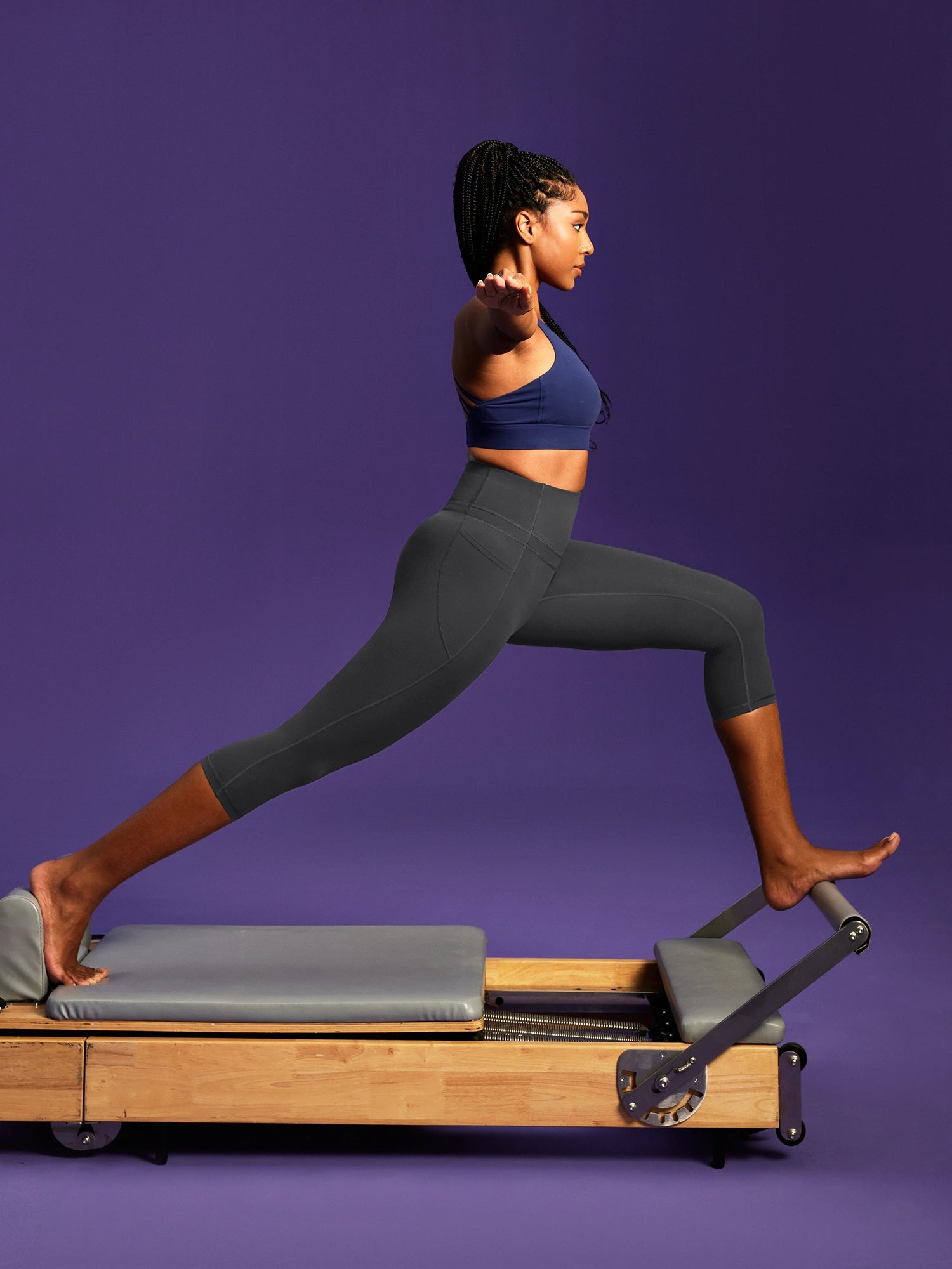 IUGA PowerTight Sandwich No Front Seam Capris | Affordable Yoga Leggings & Activewear by IUGA